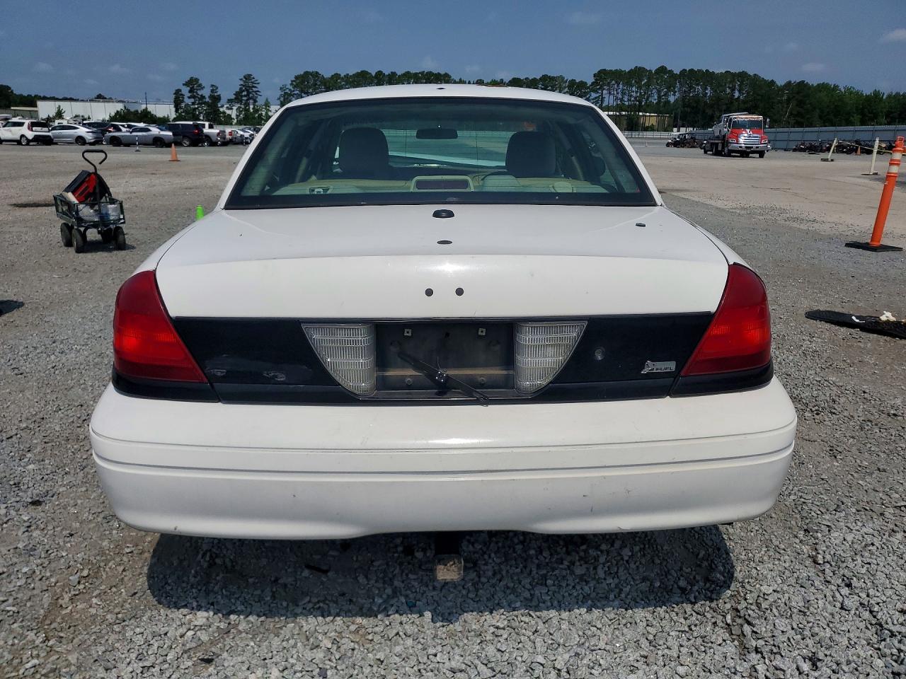 2009 FORD CROWN VIC
