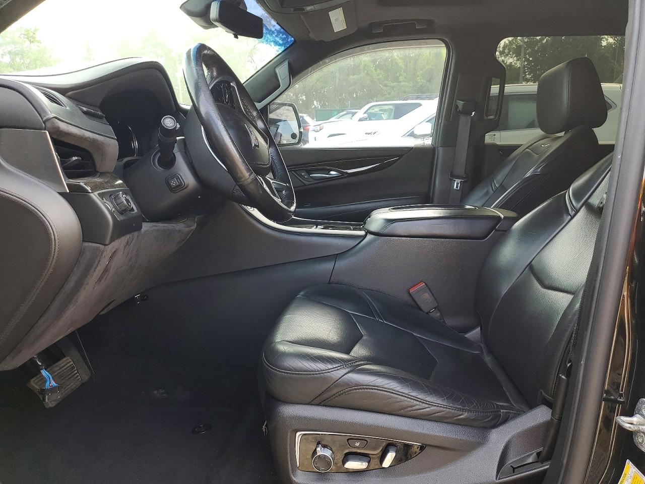 2019 CADILLAC ESCALADE