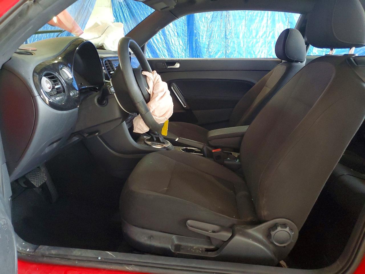 2014 VOLKSWAGEN BEETLE