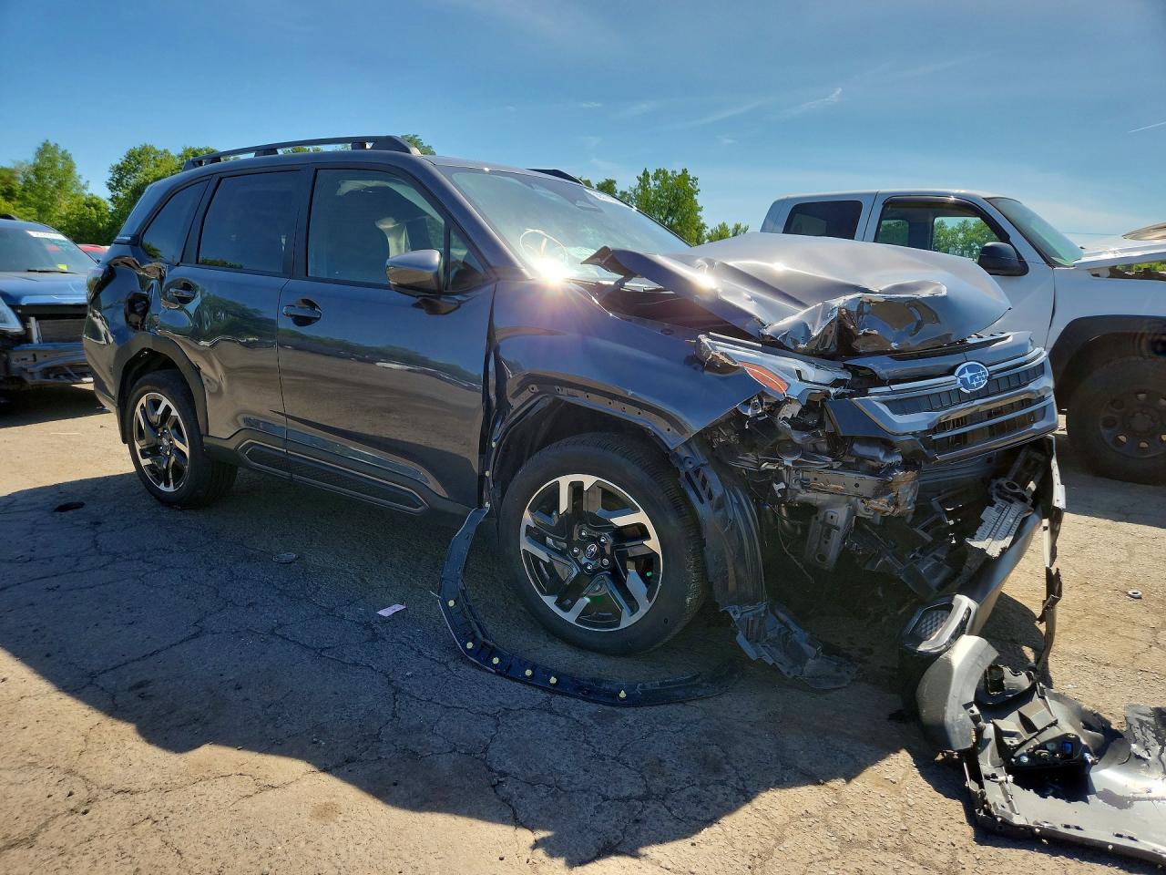 2025 SUBARU FORESTER