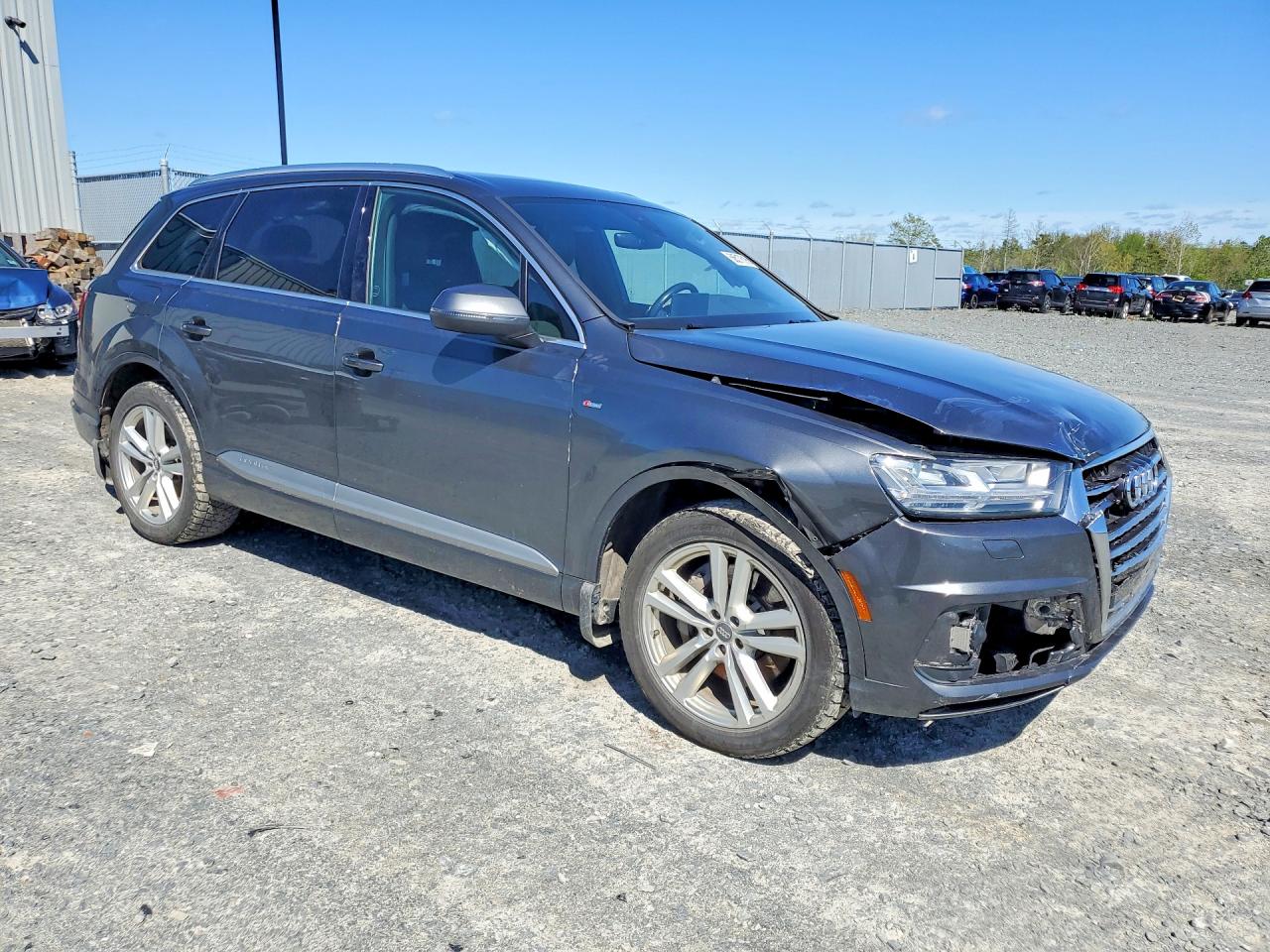 2017 AUDI Q7