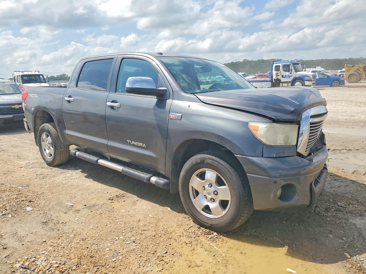 2012 TOYOTA TUNDRA