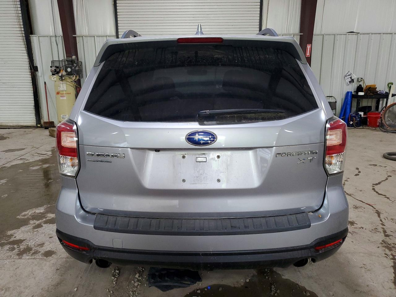 2017 SUBARU FORESTER