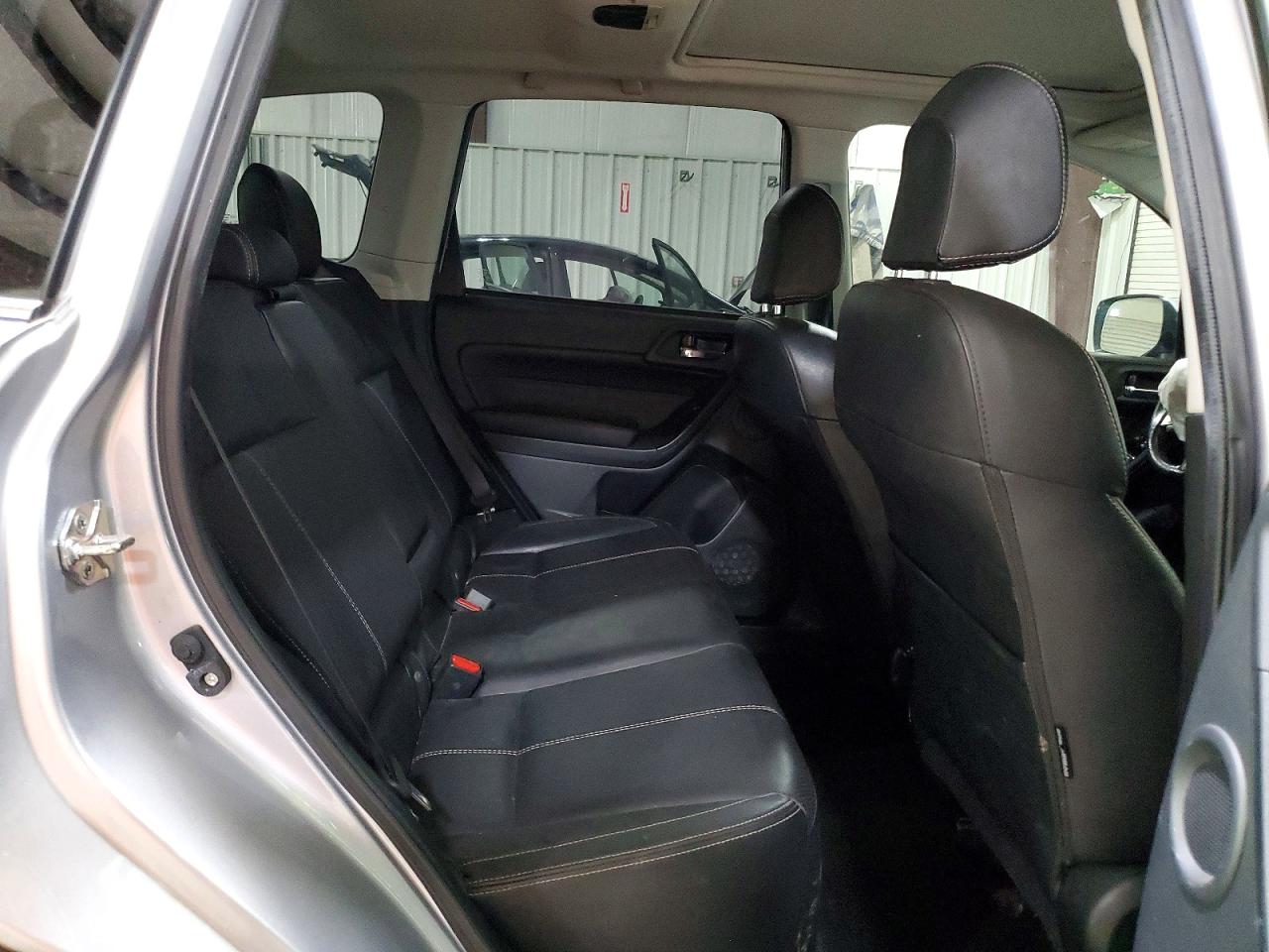 2017 SUBARU FORESTER