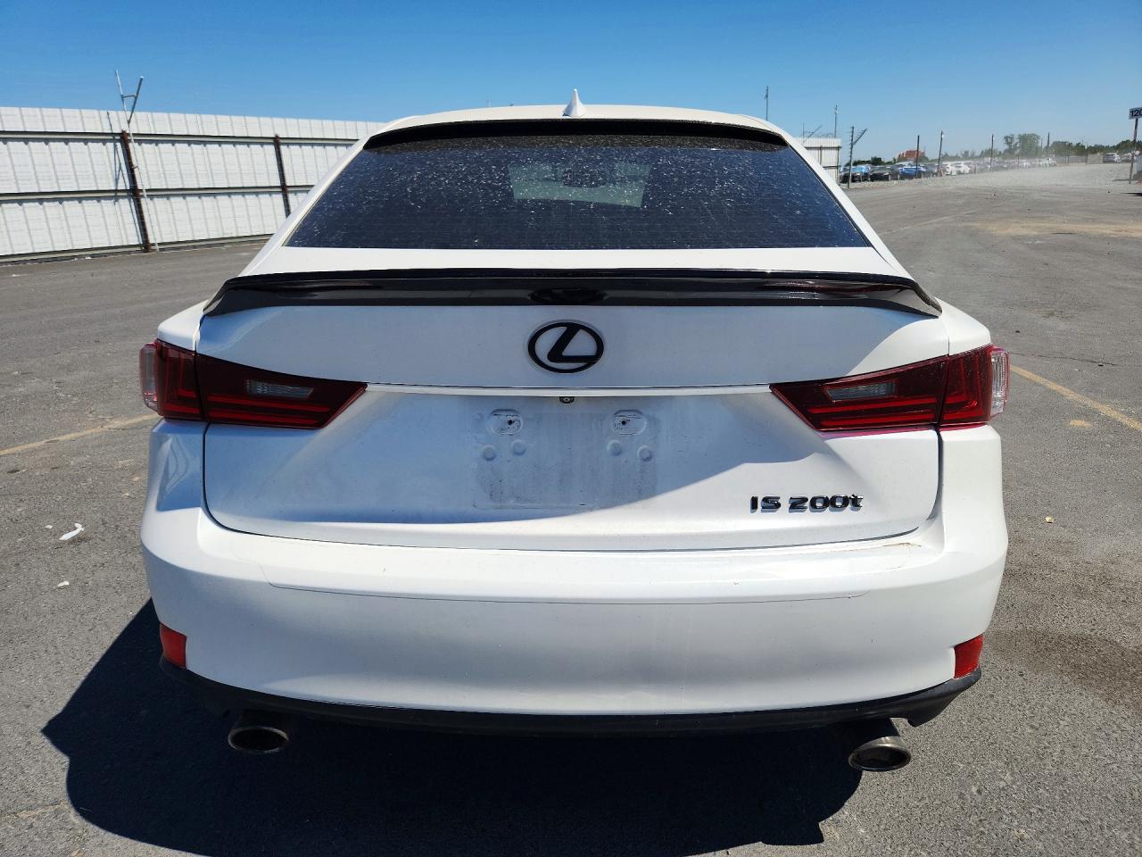 2016 LEXUS IS