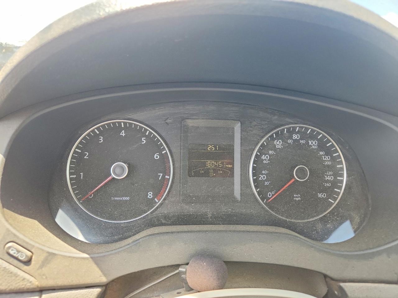 2014 VOLKSWAGEN JETTA