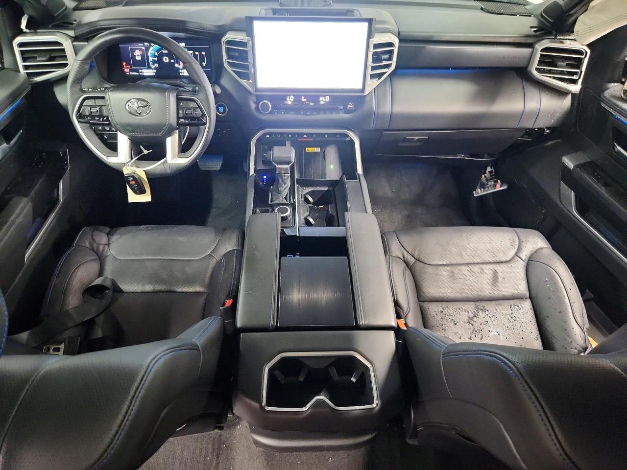 2024 TOYOTA TUNDRA