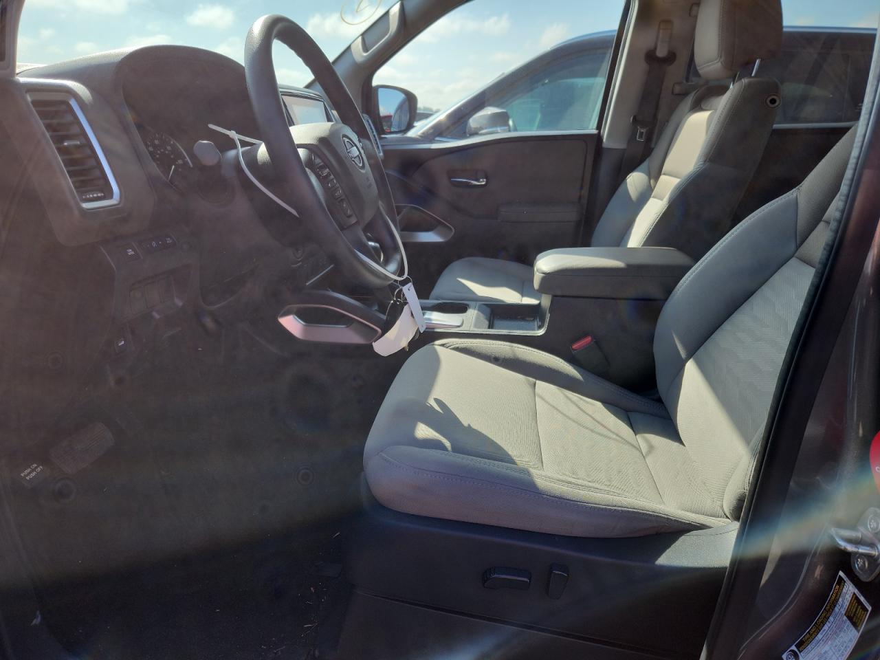 2022 NISSAN FRONTIER