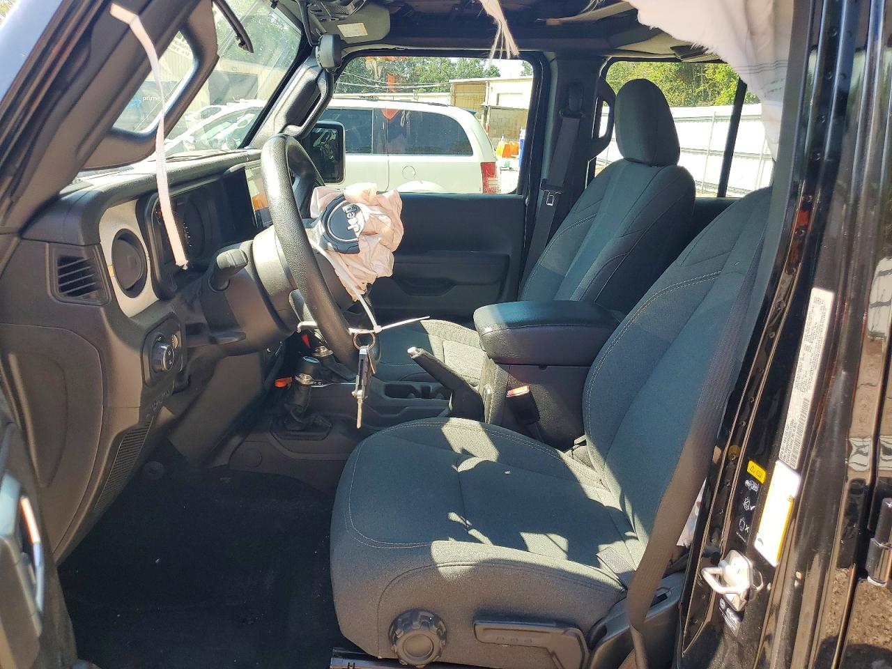 2024 JEEP GLADIATOR