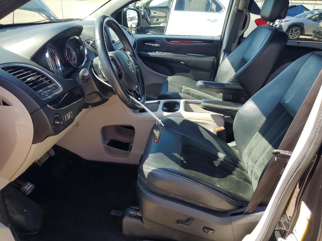 2017 DODGE CARAVAN