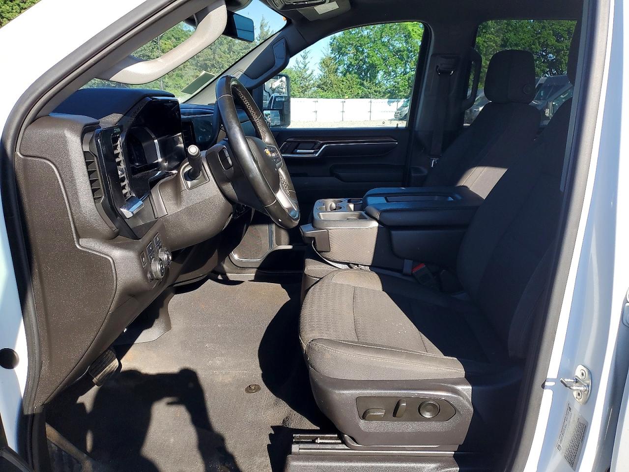 2024 CHEVROLET SILVERADO