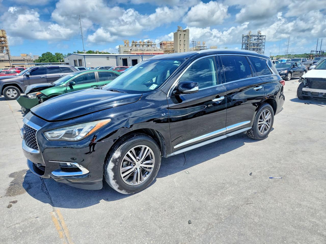 2018 INFINITI QX60 BASE