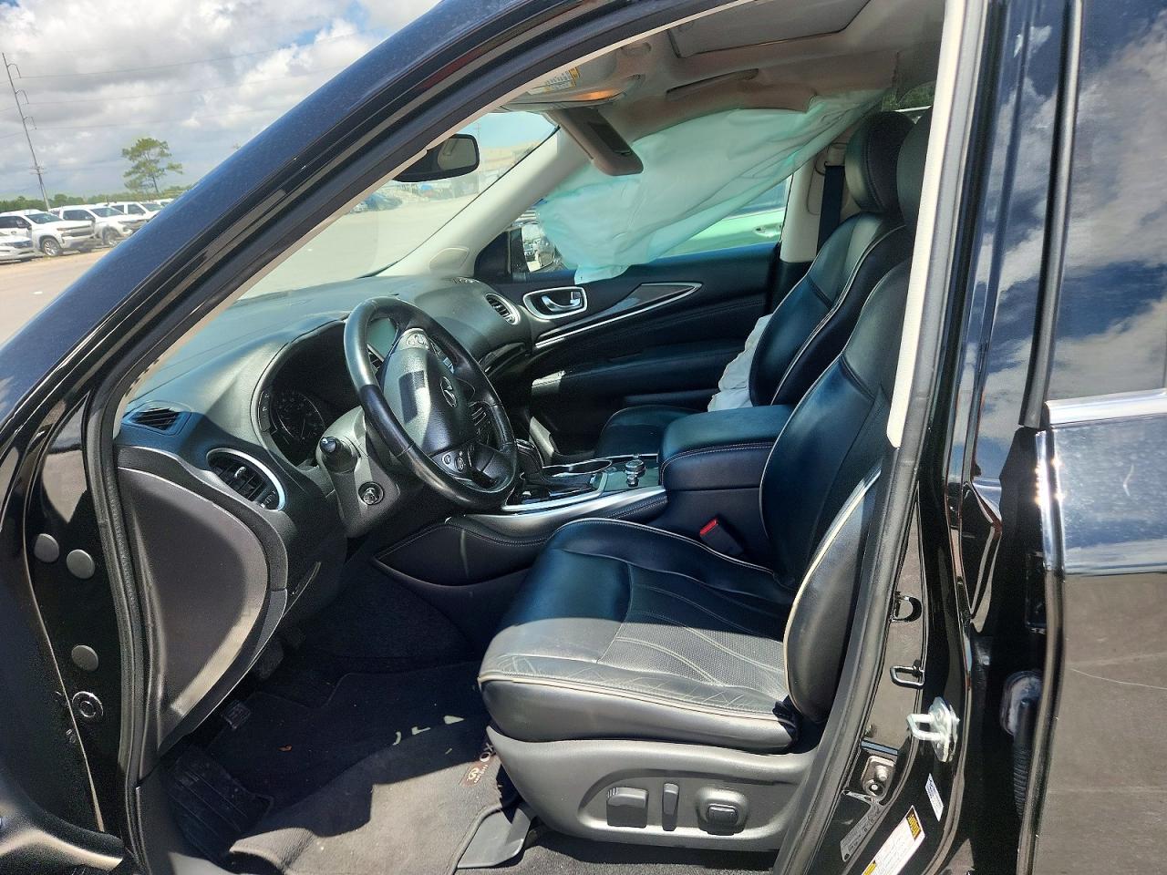 2018 INFINITI QX60 BASE