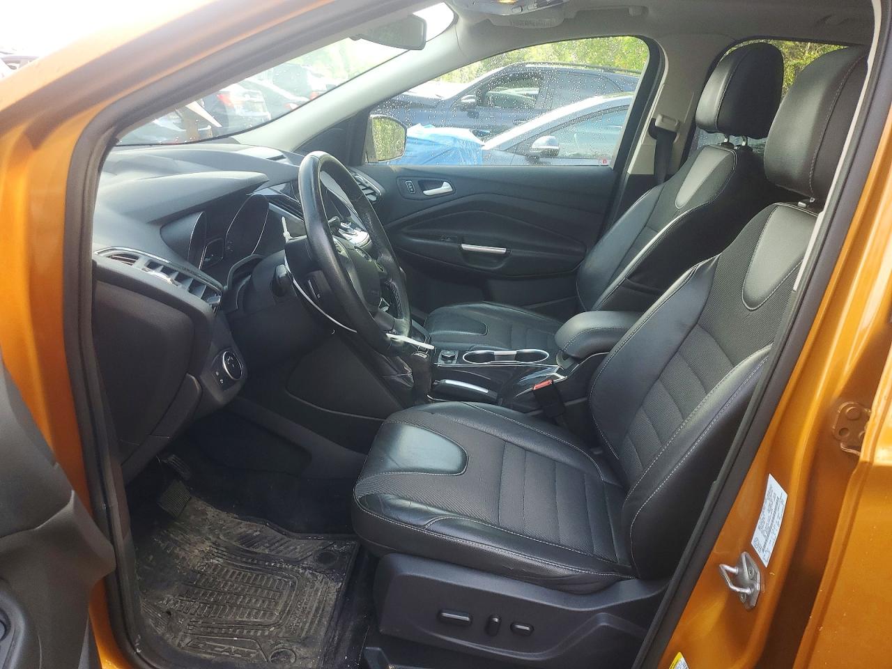 2016 FORD ESCAPE