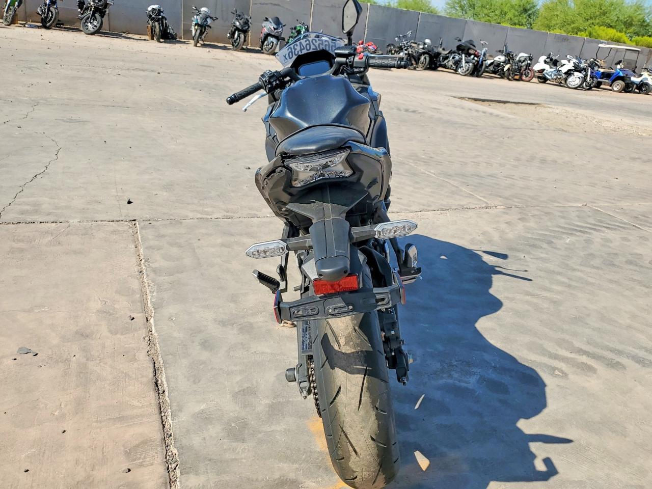 2026 KAWASAKI EX