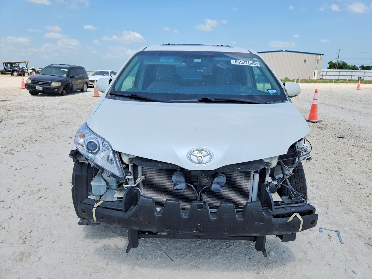 2015 TOYOTA SIENNA