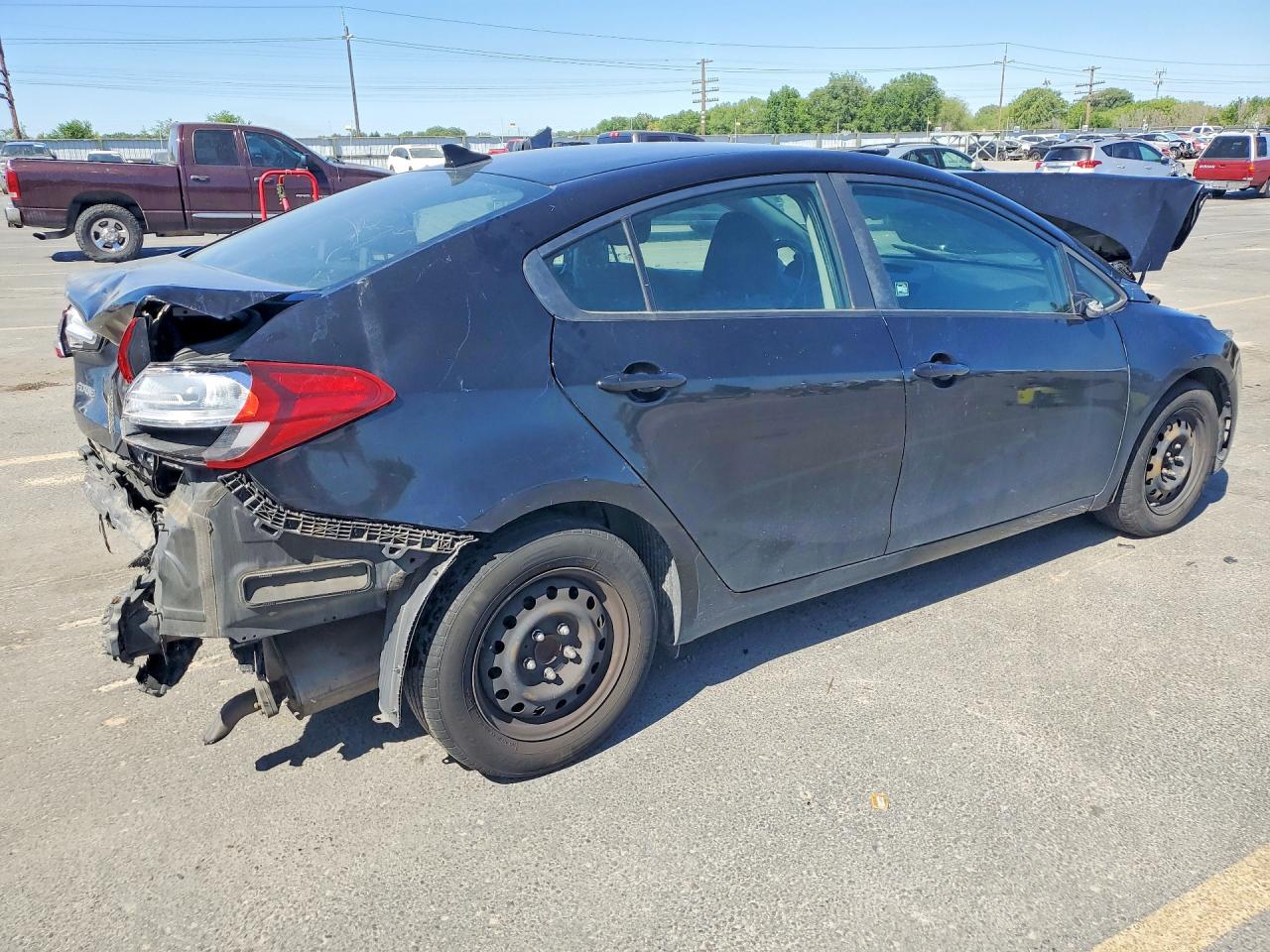 2017 KIA FORTE