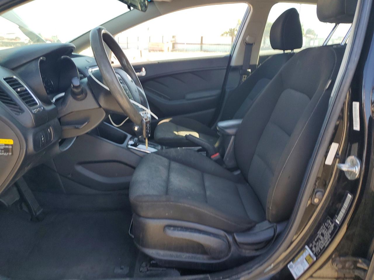 2017 KIA FORTE