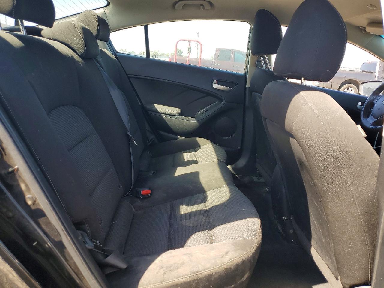 2017 KIA FORTE