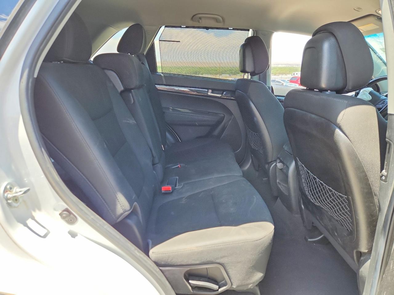 2015 KIA SORENTO