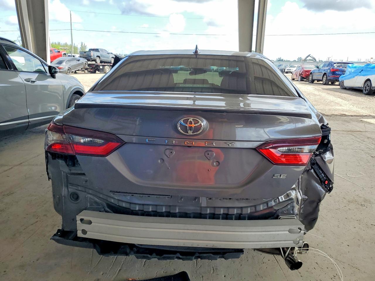 2023 TOYOTA CAMRY