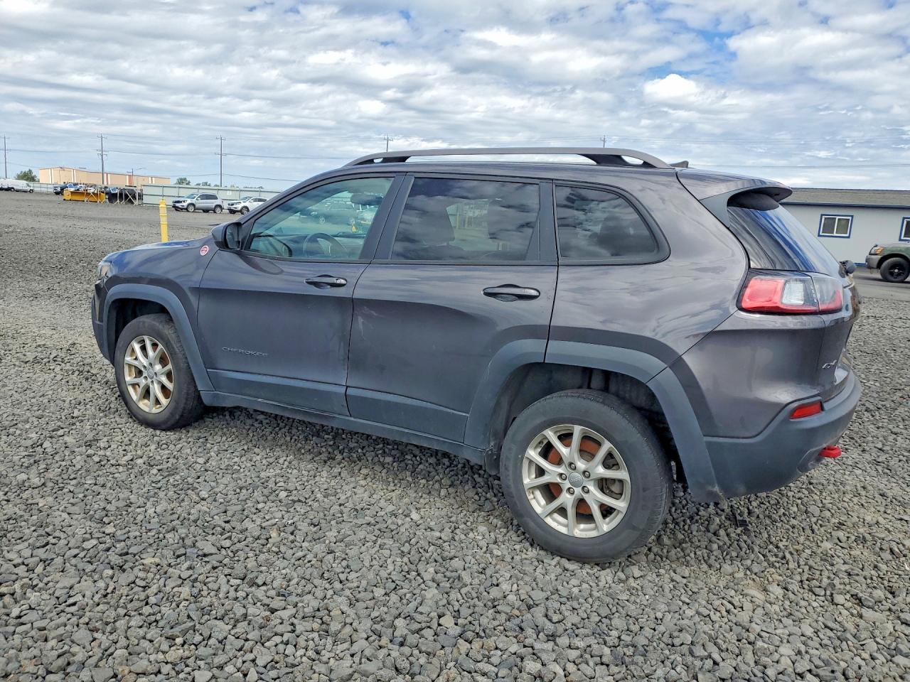 2020 JEEP CHEROKEE