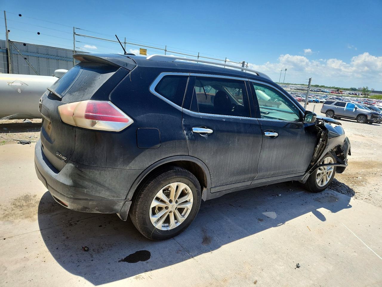 2016 NISSAN ROGUE