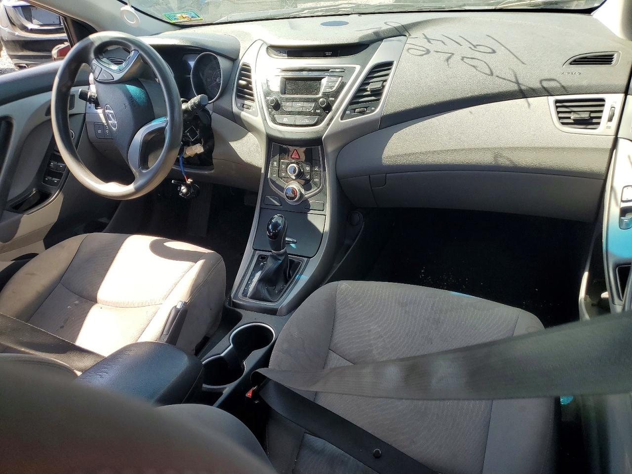 2016 HYUNDAI ELANTRA