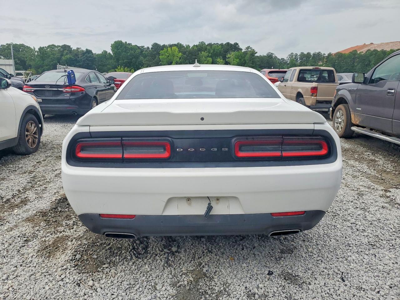 2016 DODGE CHALLENGER