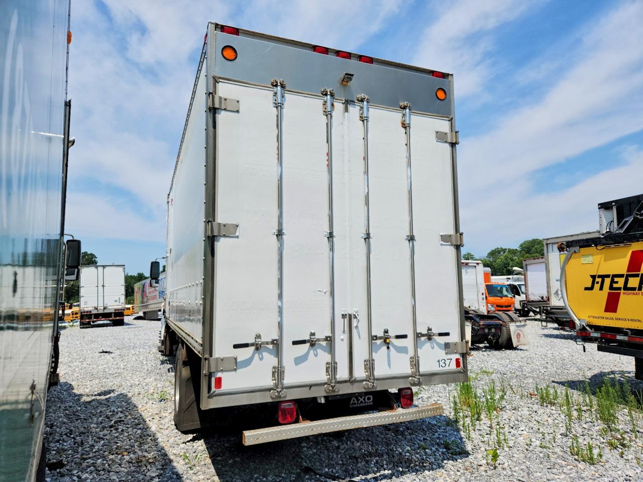 2010 INTERNATIONAL 4000 SERIE