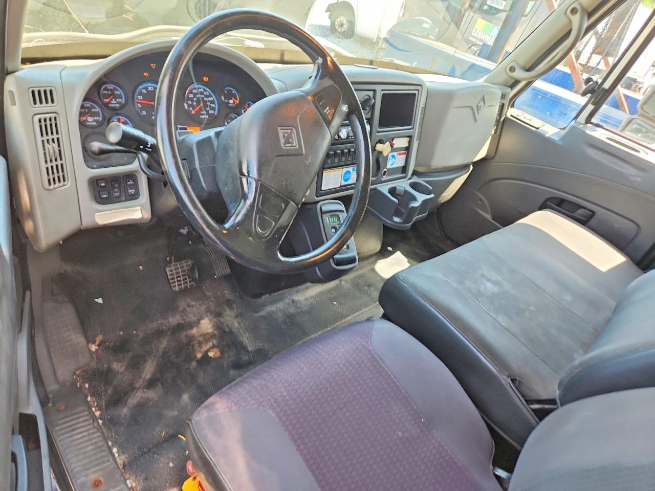 2010 INTERNATIONAL 4000 SERIE
