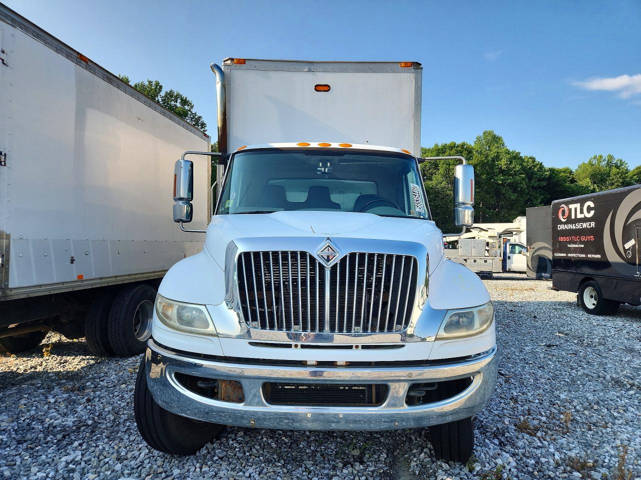 2009 INTERNATIONAL 4000 SERIE