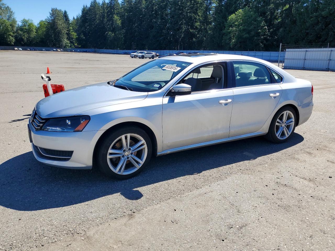 2014 VOLKSWAGEN PASSAT