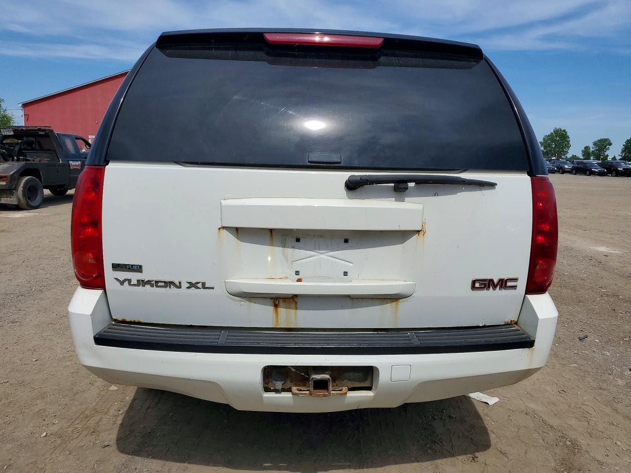 2011 GMC YUKON