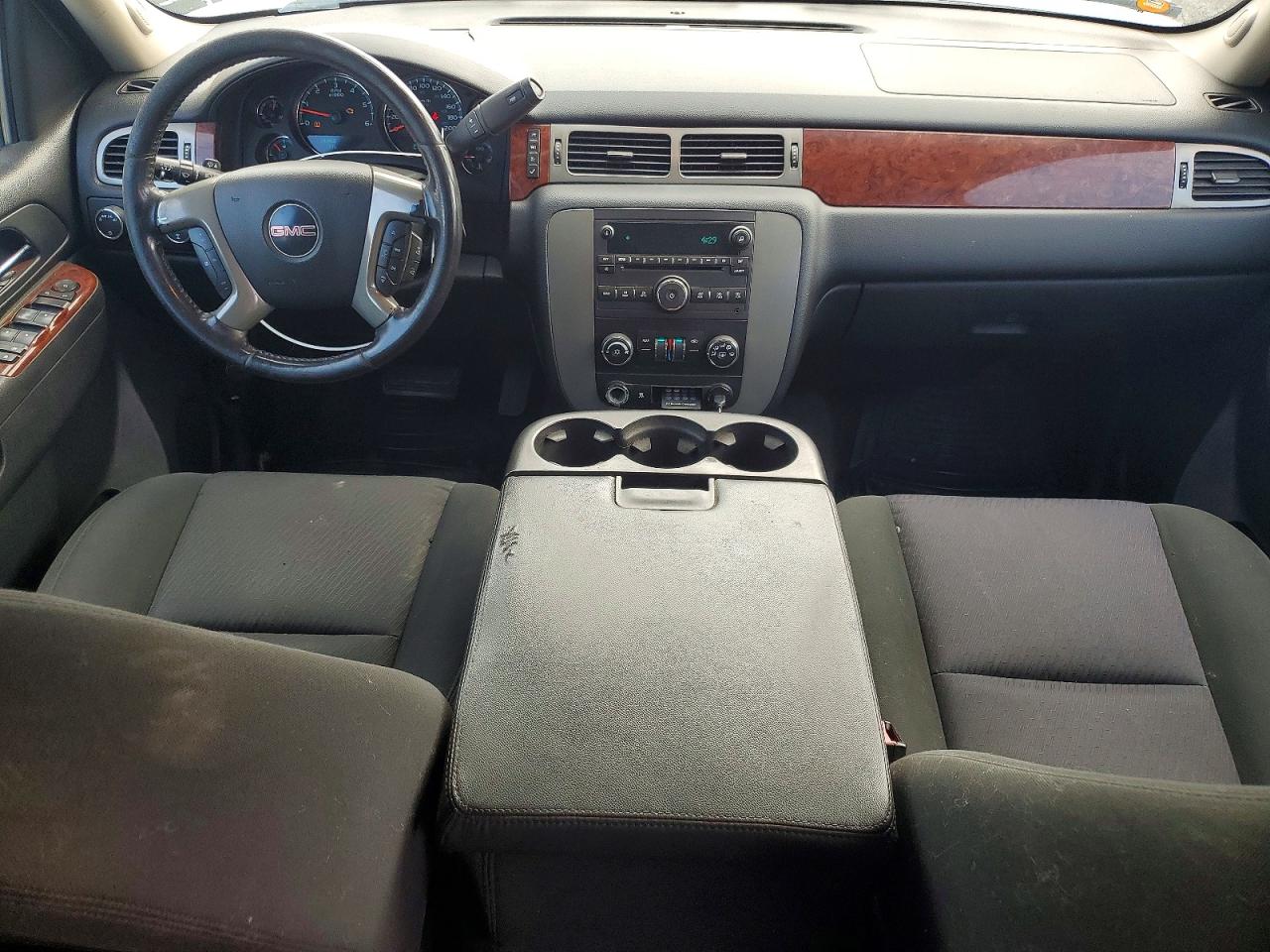 2011 GMC YUKON