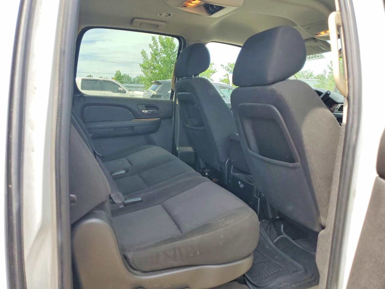 2011 GMC YUKON