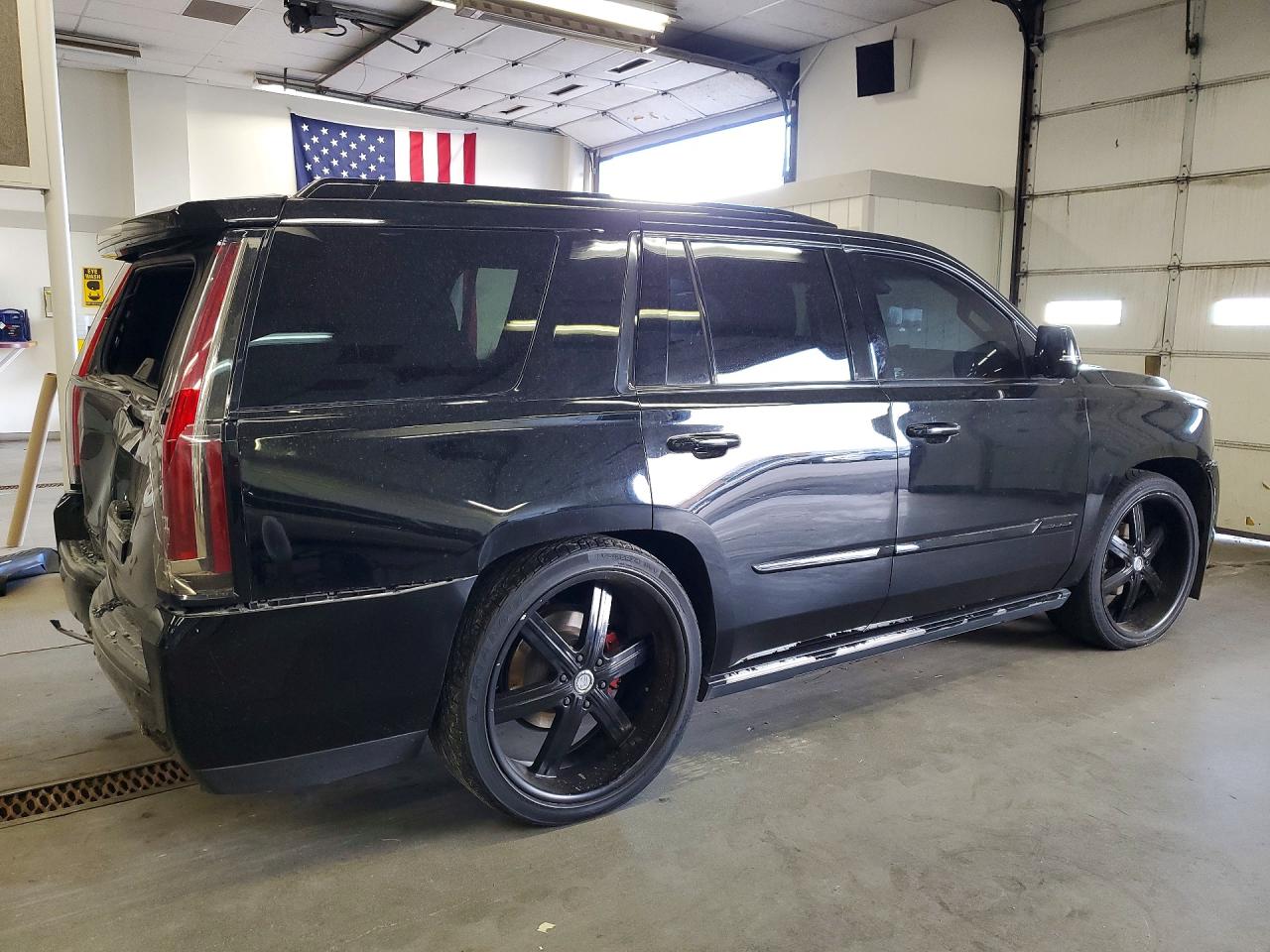 2016 CADILLAC ESCALADE