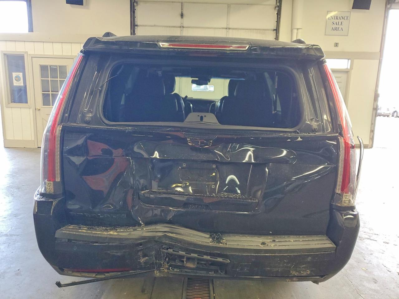 2016 CADILLAC ESCALADE