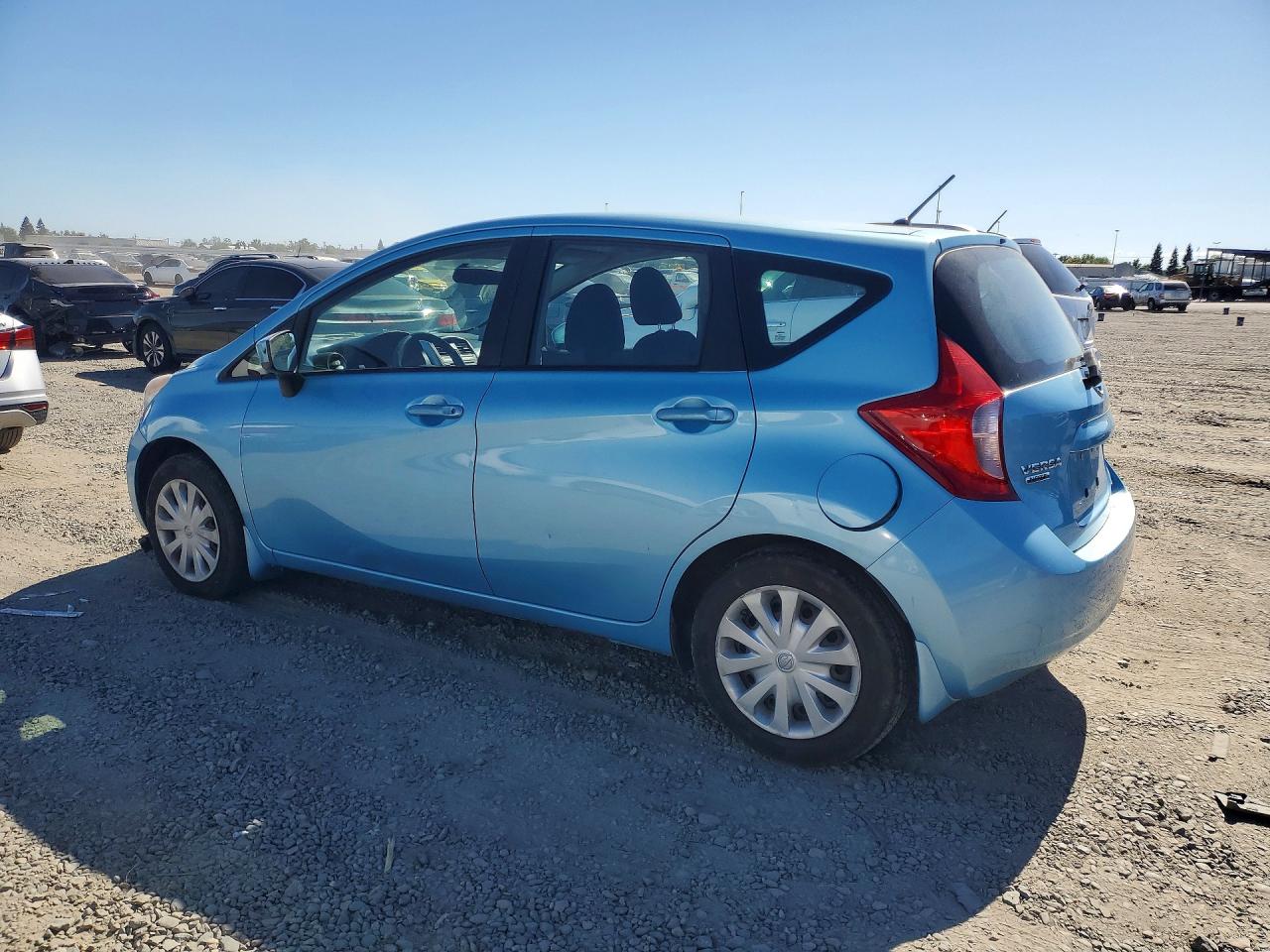 2015 NISSAN VERSA