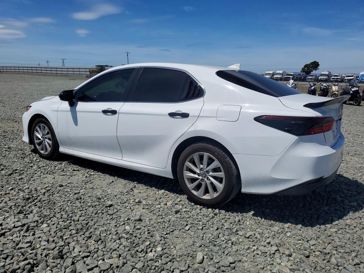 2024 TOYOTA CAMRY
