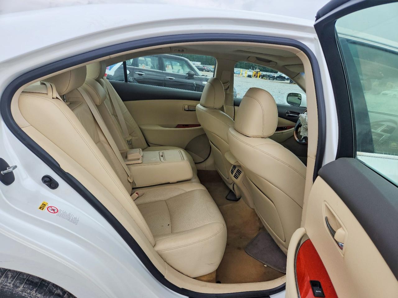 2011 LEXUS ES350