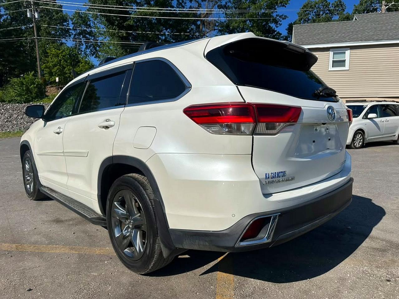2018 TOYOTA HIGHLANDER