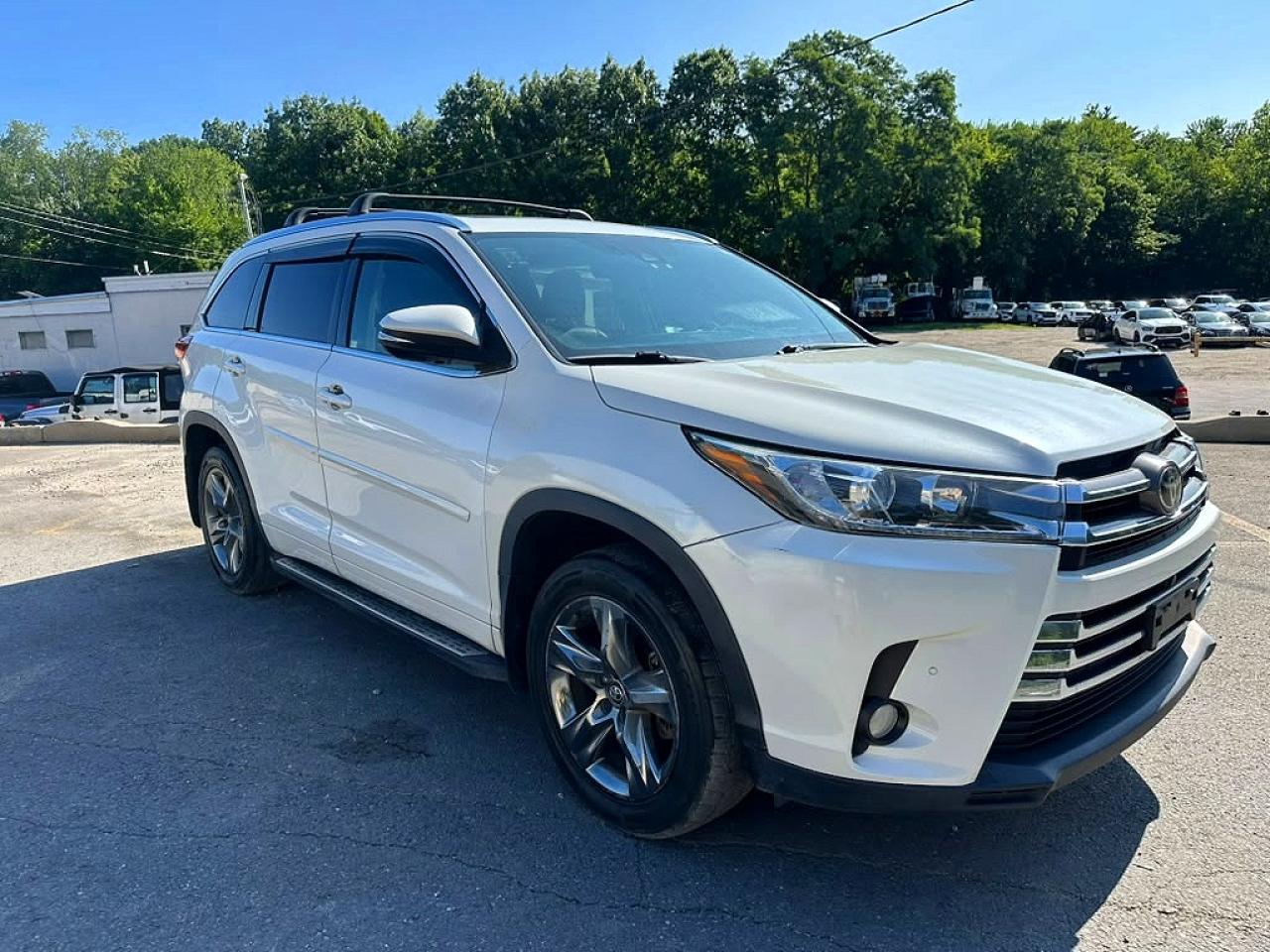 2018 TOYOTA HIGHLANDER