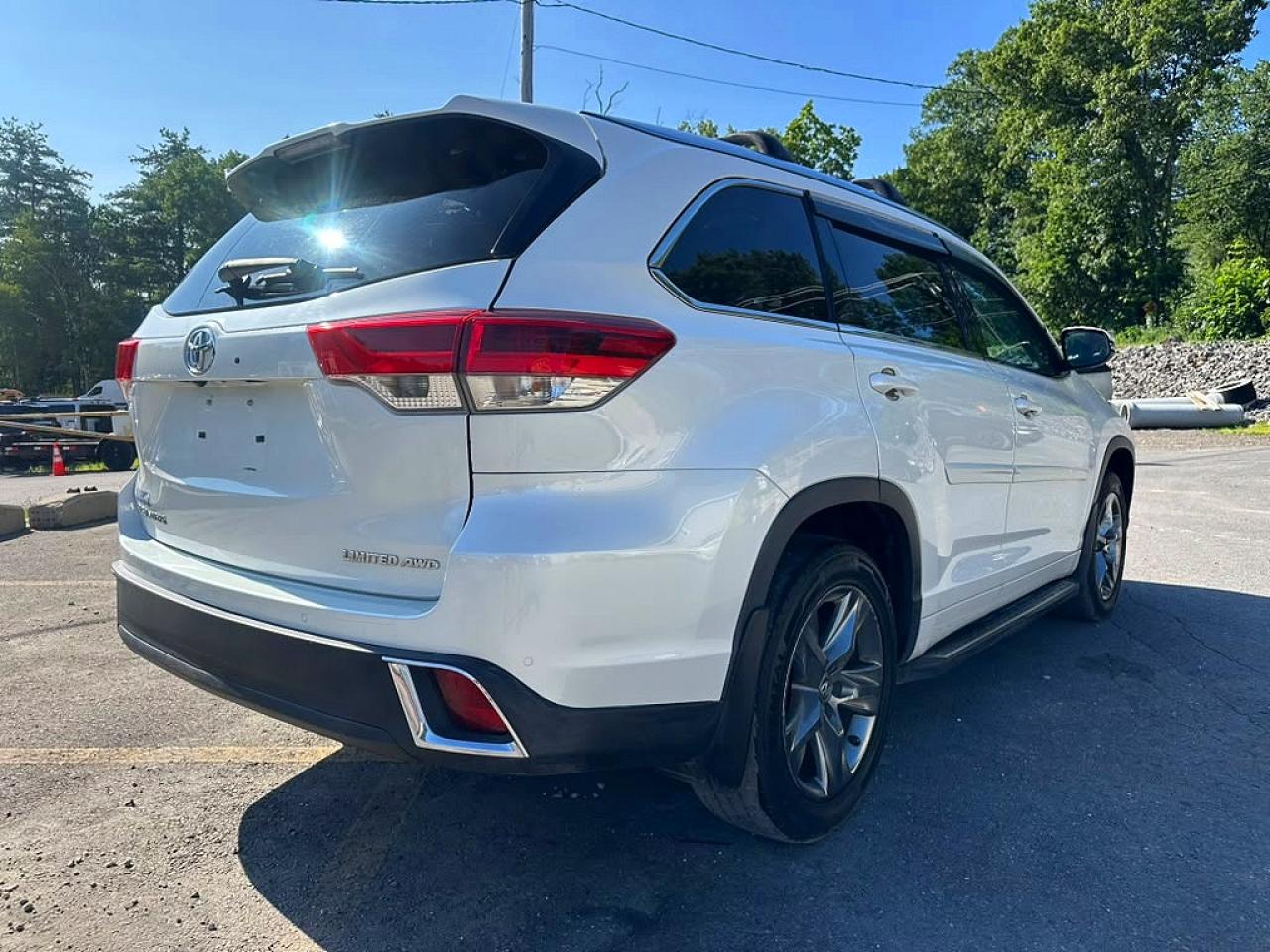 2018 TOYOTA HIGHLANDER