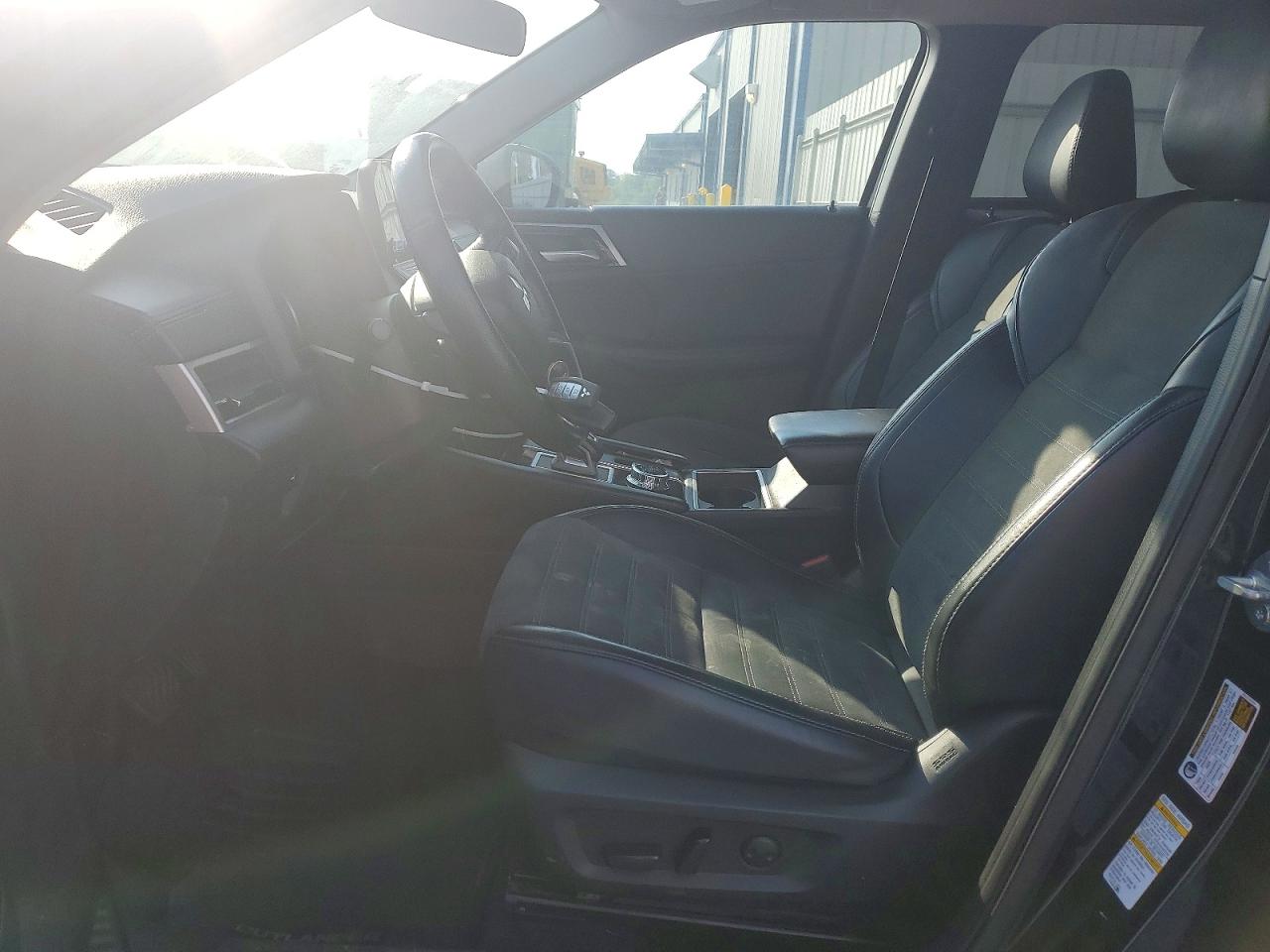 2024 MITSUBISHI OUTLANDER