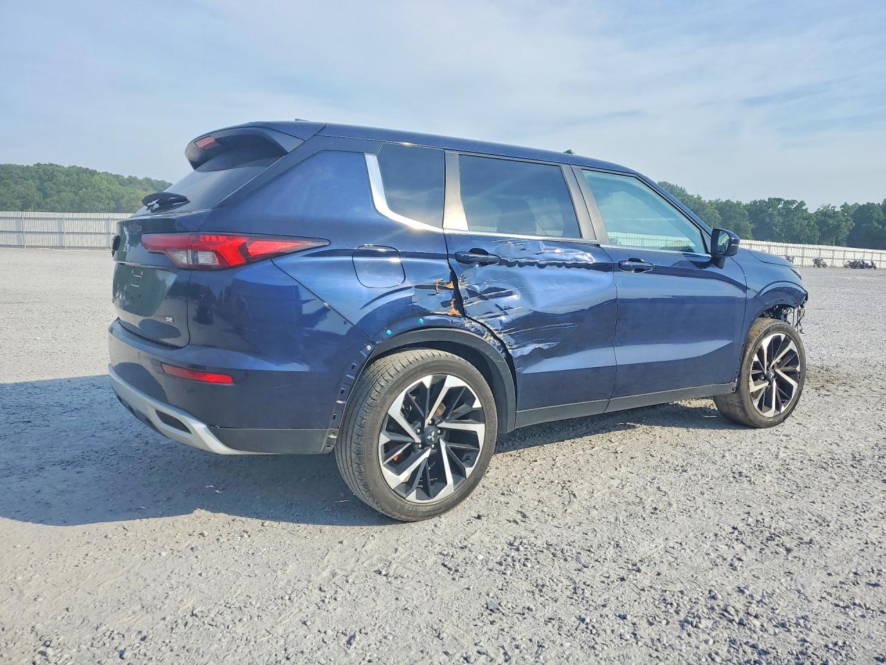 2024 MITSUBISHI OUTLANDER
