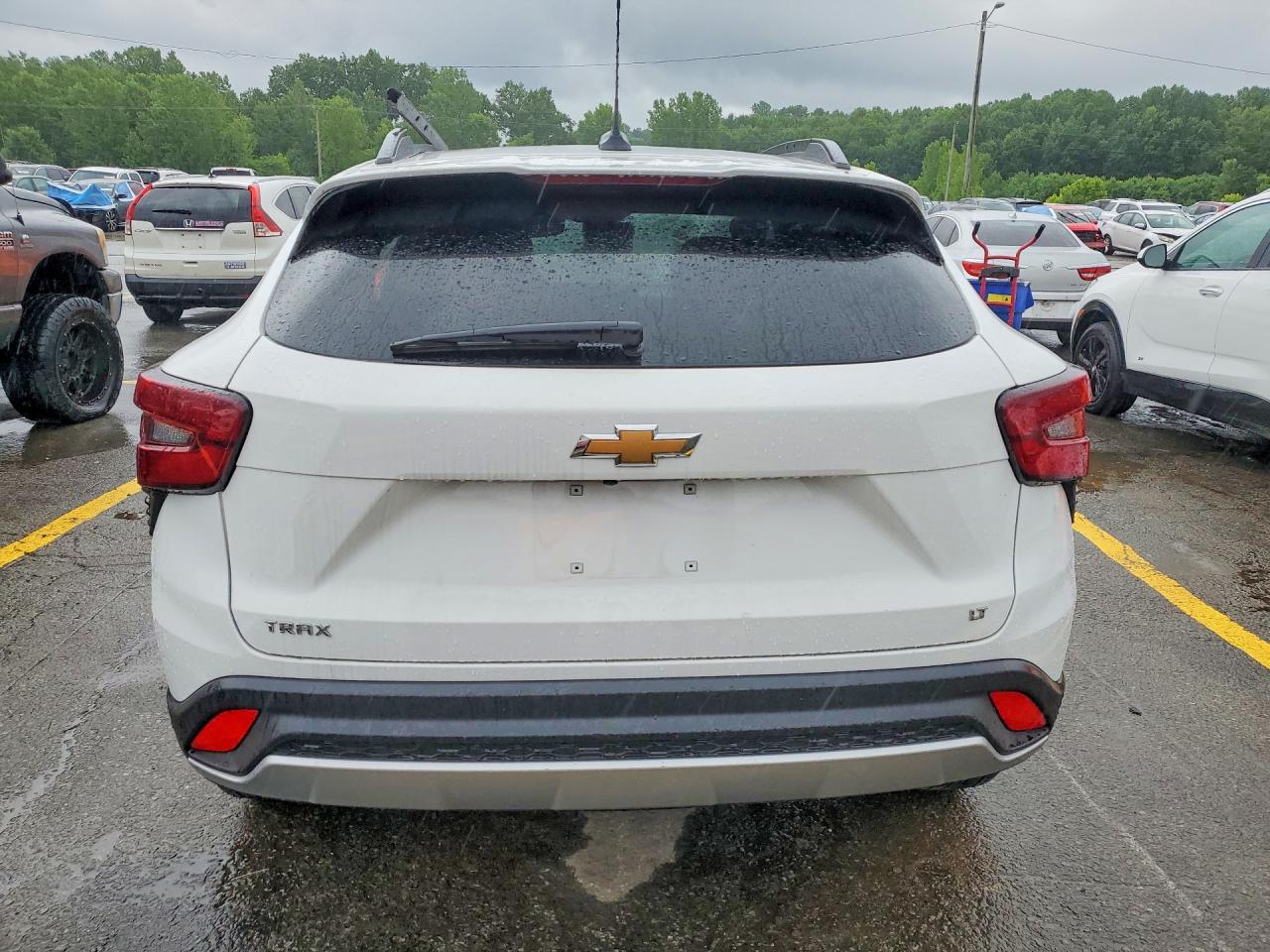 2025 CHEVROLET TRAX