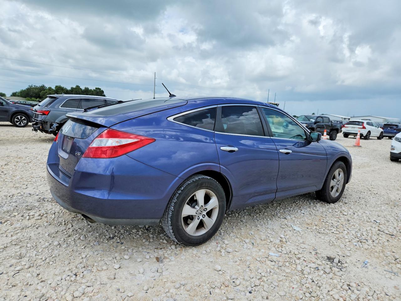 2012 HONDA CROSSTOUR