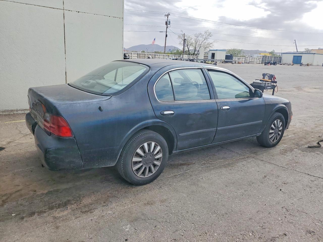 1996 NISSAN MAXIMA