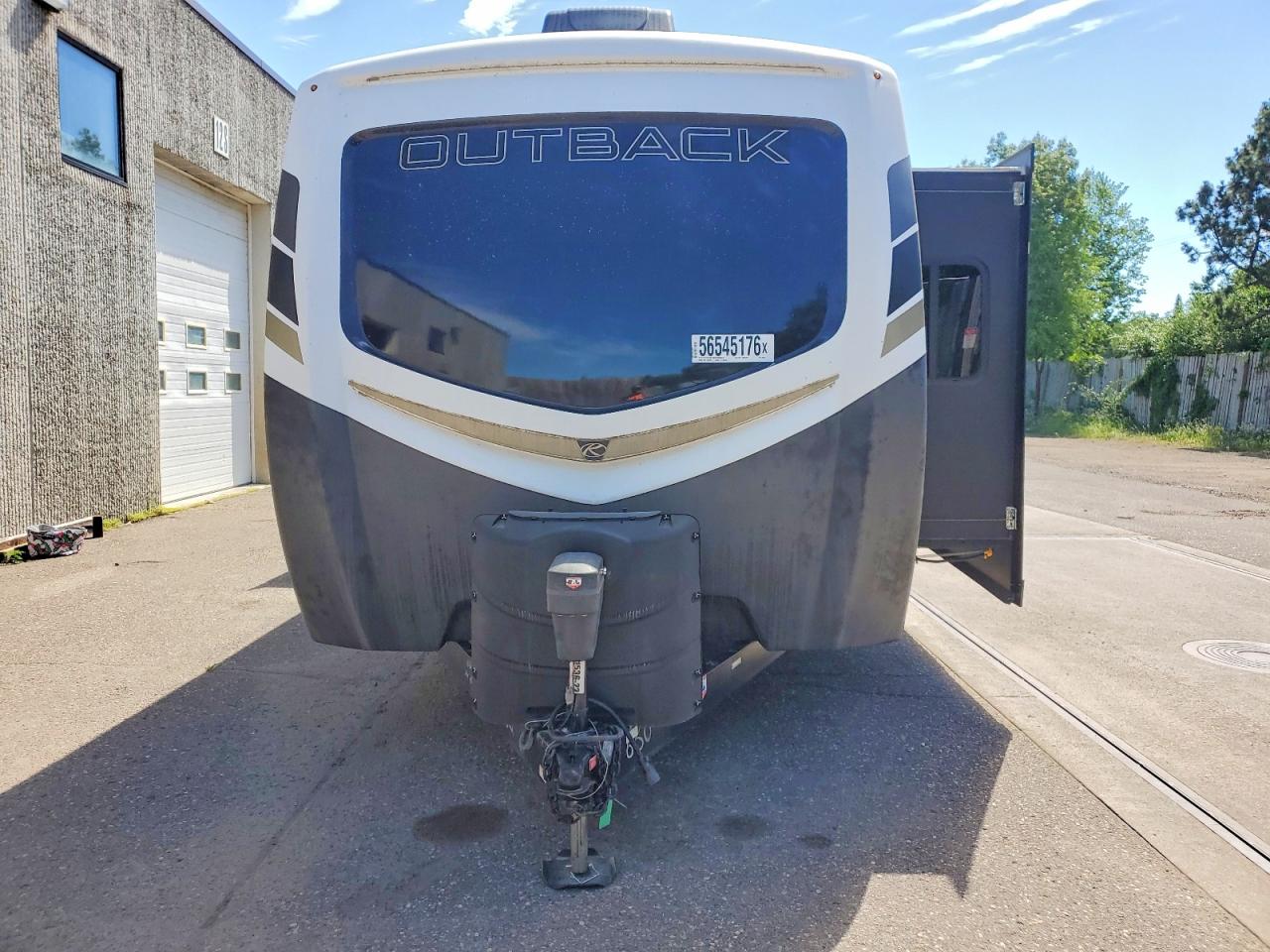 2022 KEYS OUTBACK